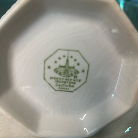 Independence Ironstone Server Plate w/2  sized Creamers Castle Ton, Japan - Picture 7 of 10
